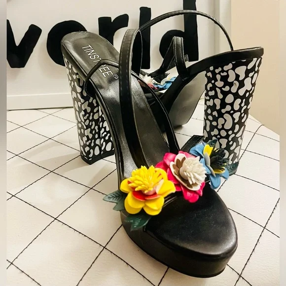 Flower Heels - Picture 5 of 6